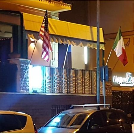 Hotel Taromy Napoli Dış mekan fotoğraf